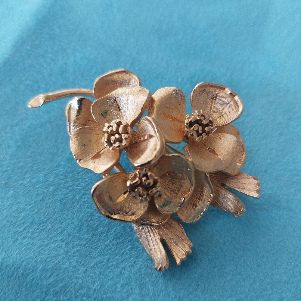 Corocraft Dogwood Vintage Brooch, Goldtone, Estate Jewelry
